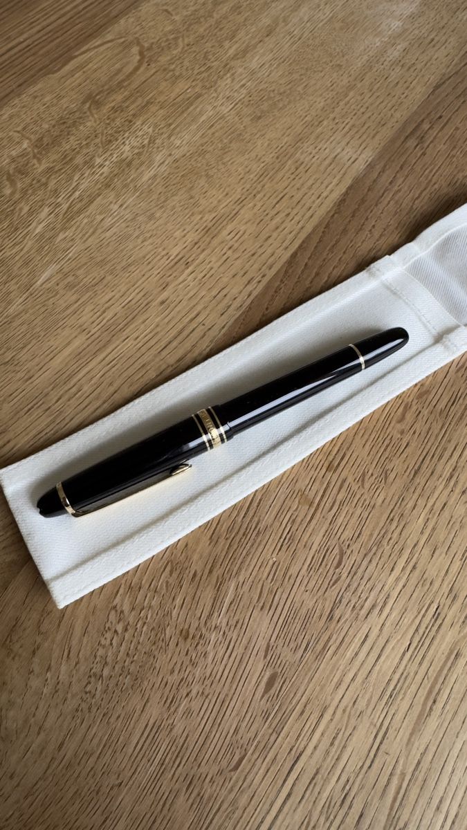 Montblanc Penna & Evidenziatori: Mont-blanc Meisterstuck – Nuovo e nell'imballaggio originale da Lausanne venduto da dor_lnv8 1