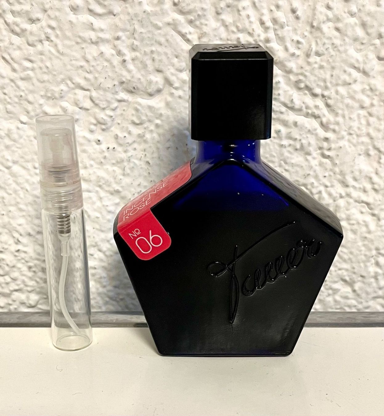 Profumi & Eau de Toilette: TAUER Incense Rose No 6 Abfüllung 2 ml – Nuovo (secondo la descrizione) da St. Gallen venduto da lfs_nxl8