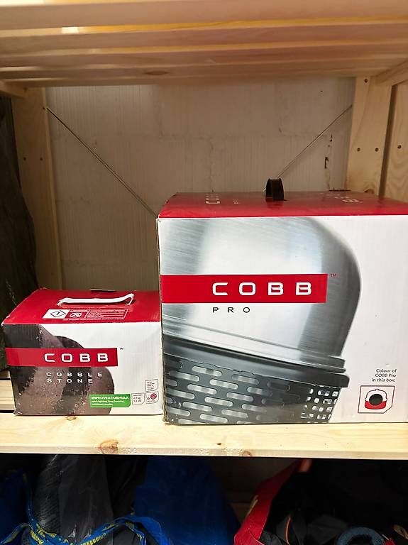 Griglie: Cobb Grill mit Kokoskohle – Usato da Zürich venduto da oli93 2