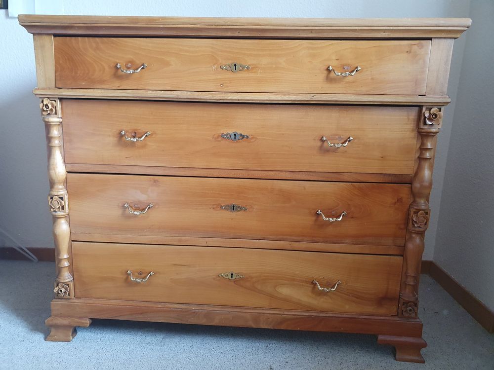 COMMODE EN CERISIER MASSIF (D'occasion) à St-Imier pour CHF 200 ...