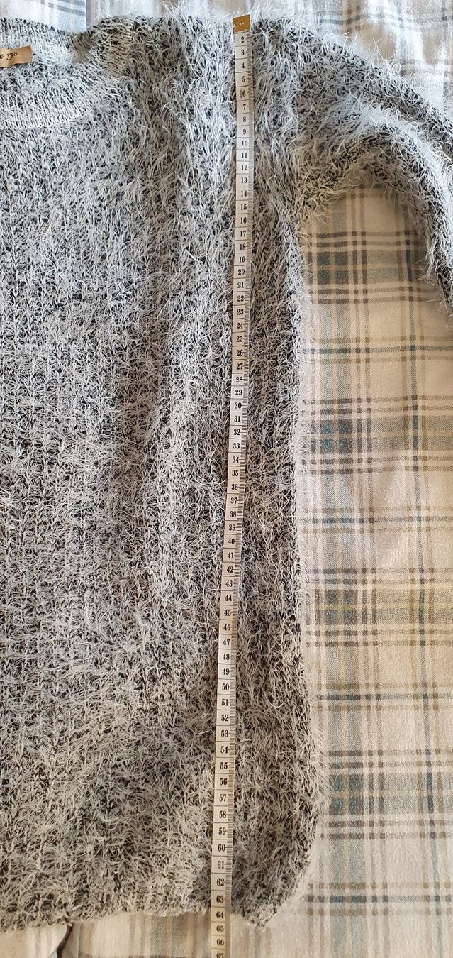 Pulls & Sweat-shirts: Pullover grau S/M mit Faser-Look – D'occasion à Bern par fede736 5