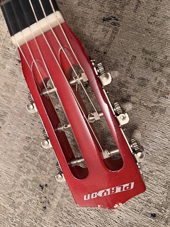 Instruments de musique: Gitarre aus Holz – D'occasion à Horgen par tho_q8kd 1