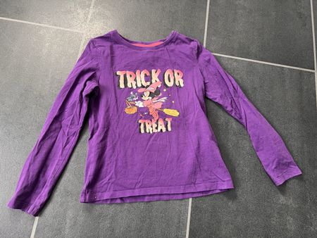 Langarmshirt, lila mit Minnie Maus Motiv, Grösse 126-131cm