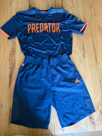 ADIDAS PREDATOR GRÖSSE 176 (15/16 JAHRE) SHIRT + SHORTS