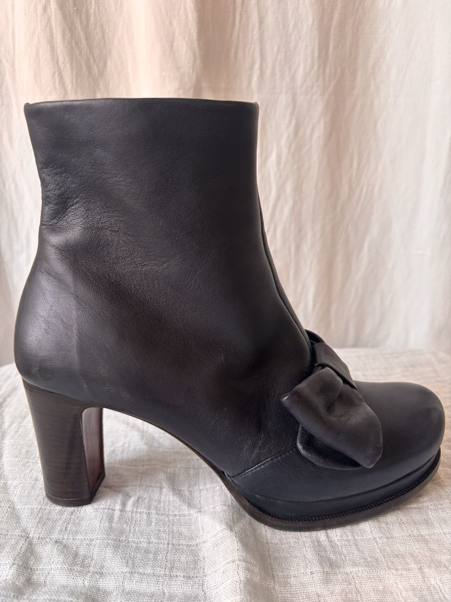 Chie Mihara Scarpe da donna: Bottines Chie Mihara 39 neuves – Nuovo e nell'imballaggio originale da La Chaux de Fonds venduto da vic_gr9h 1