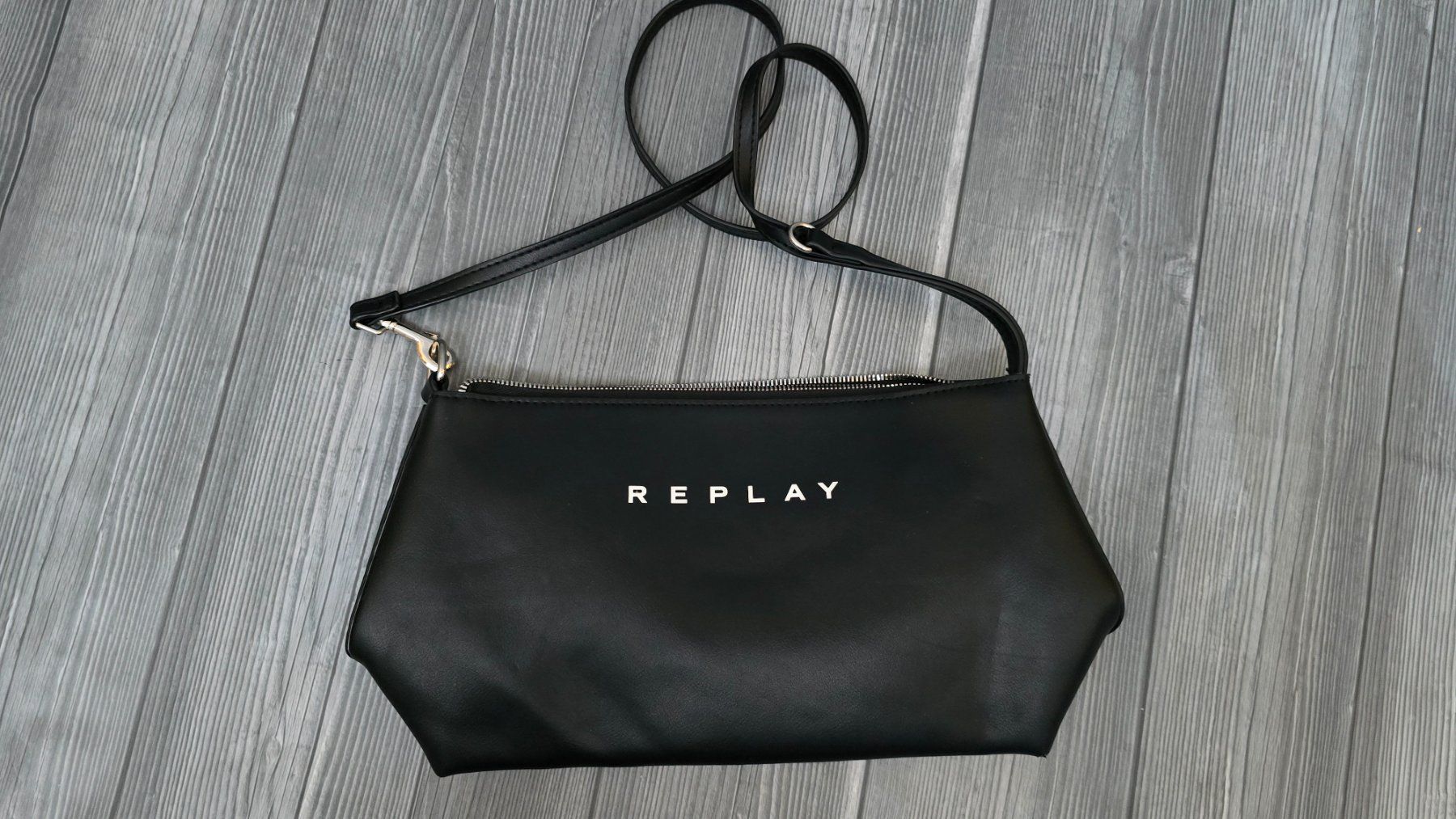 Replay Borse da donna: REPLAY Umhängetasche – Nuovo (secondo la descrizione) da Thalwil venduto da VitaMini 3