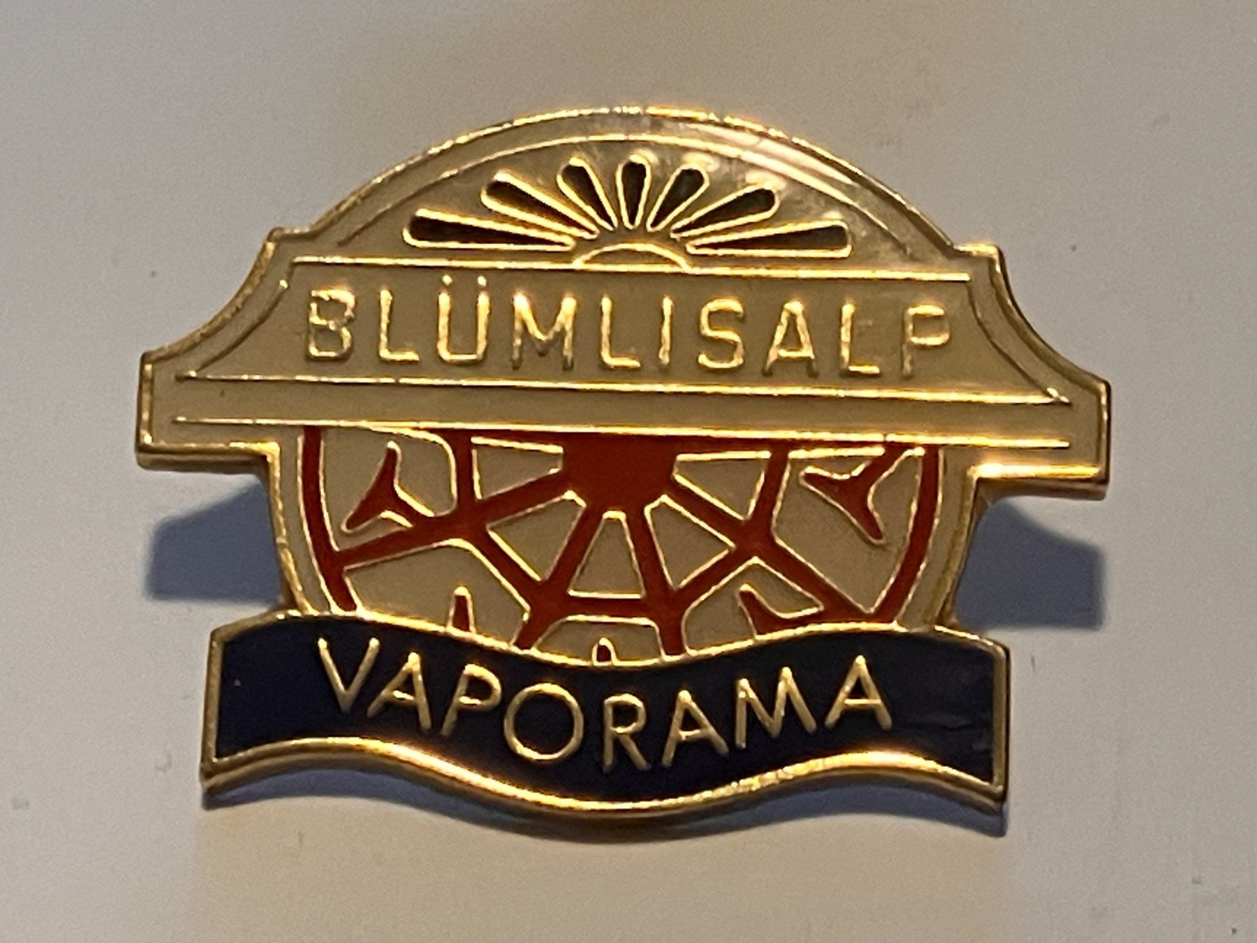 Plaketten & Abzeichen: 1 Pin Blümlisalp Vaporama – Gebraucht aus Basel von djwwpp