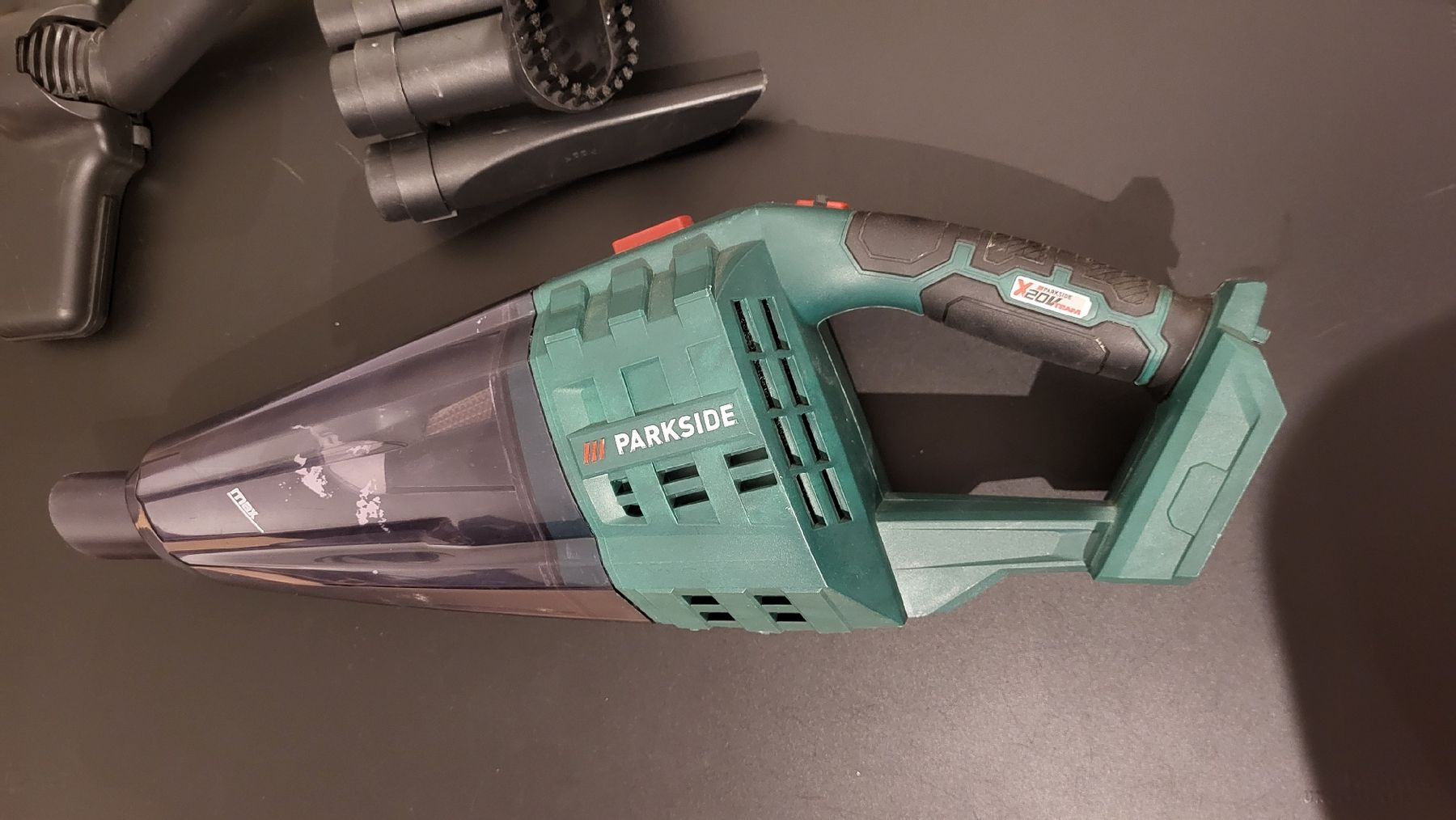 Parkside Aspirapolveri & Accessori: Akku-Handstaubsauger Parkside 20V – Usato da Uffikon venduto da LegoNavi 1