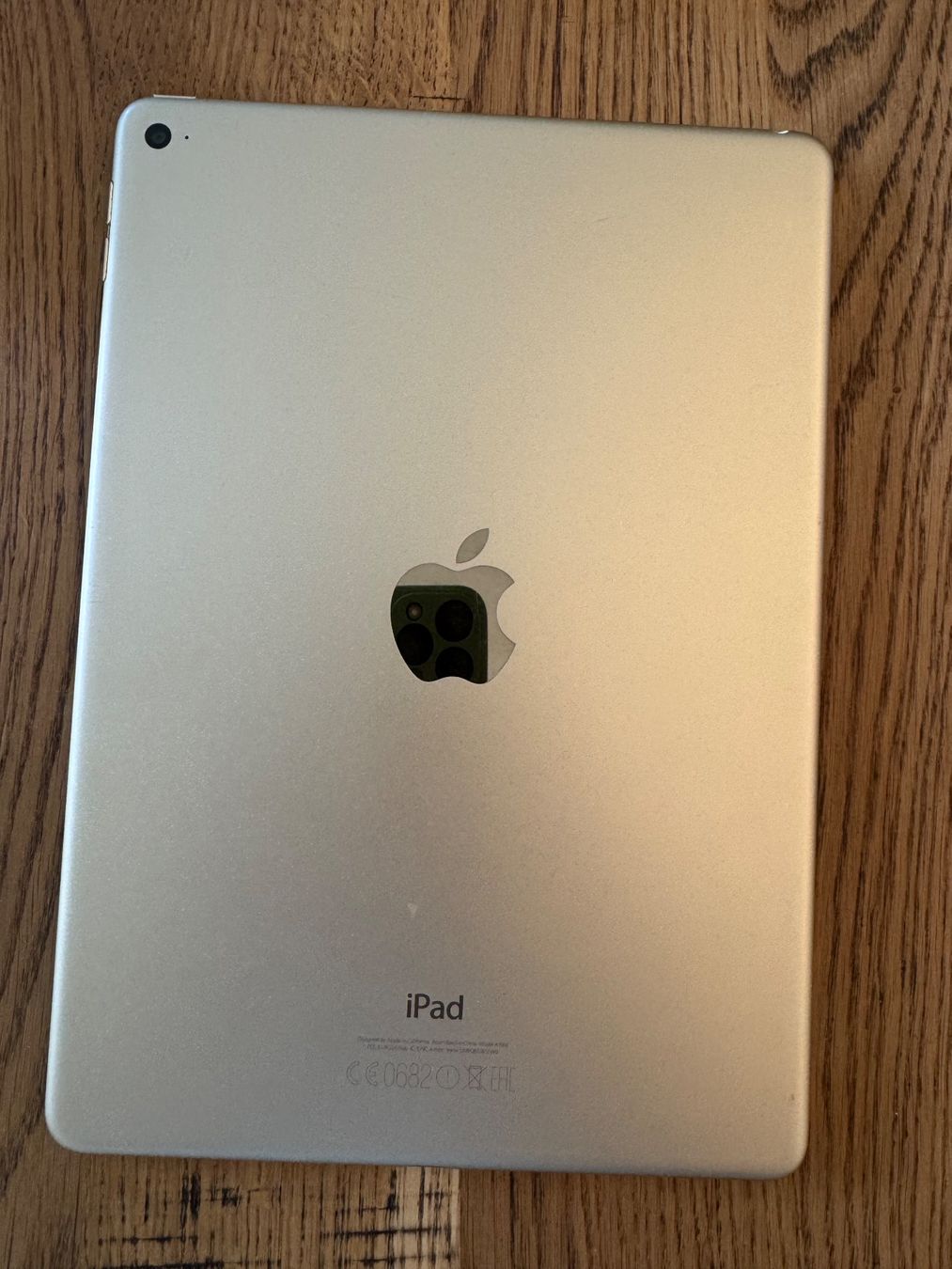 Apple Tablet PC: iPad Air 2 – 64GB – Gebraucht aus Adliswil von Busys 2