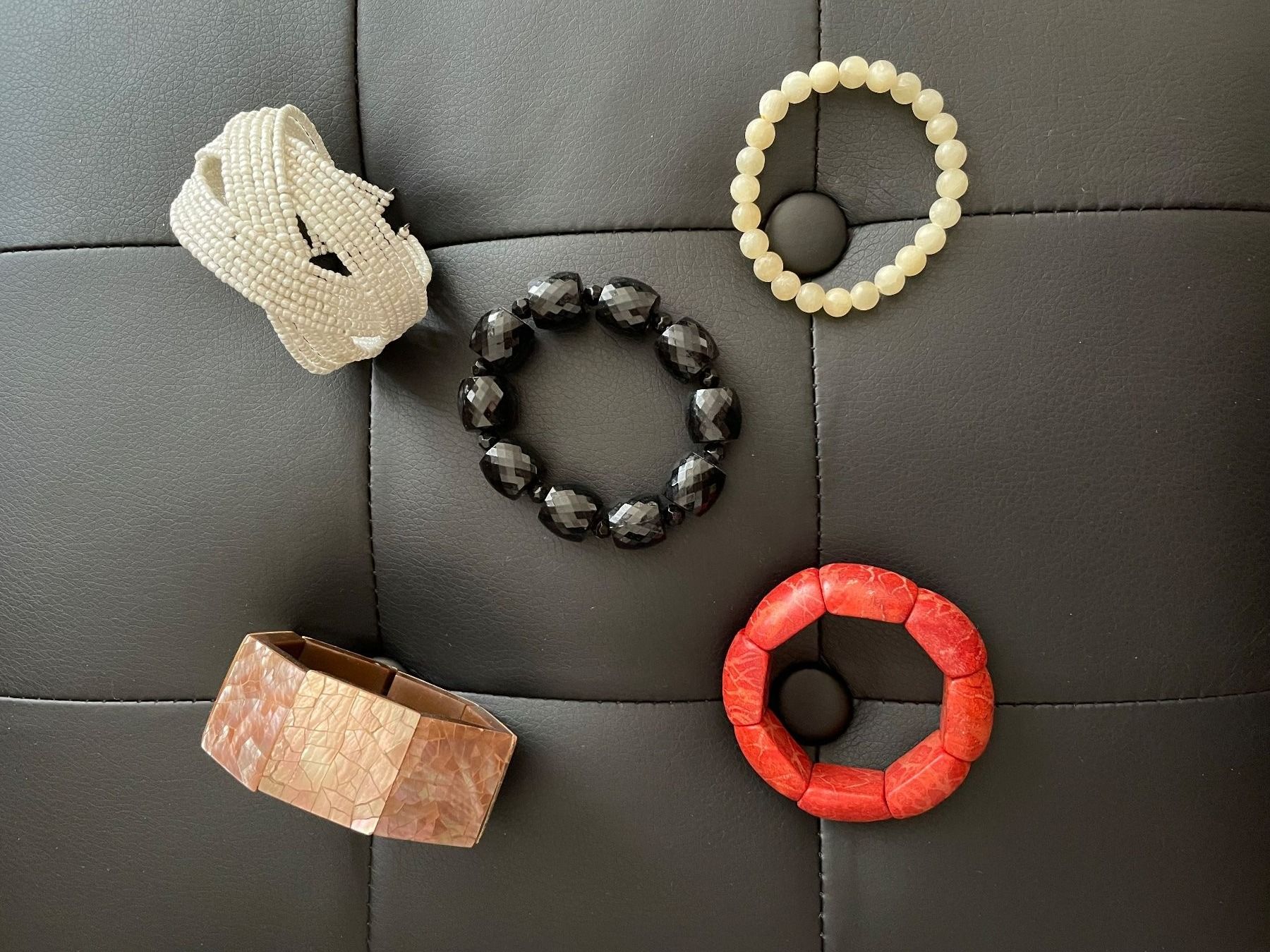 Sonstiger Schmuck: Armband Set, Fünf Stück, Damen – Gebraucht aus Luzern von Roger3022