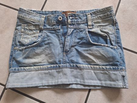 Rock aus Jeans "Please" Grösse XS / Neuwertig