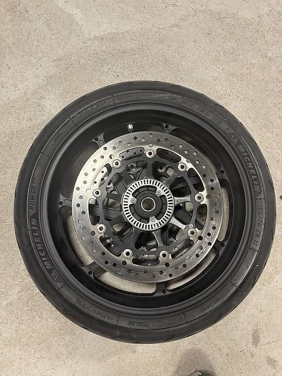 BMW Cerchioni: Schmiederäder S1000RR k67 – Usato da zernez venduto da sockin 2