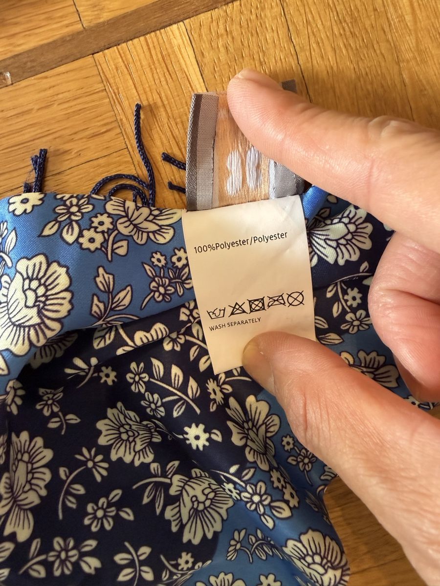 Manor Foulards, Tücher & Schals: Manor scarf  – Gebraucht aus Genève von hai_2rp8 4
