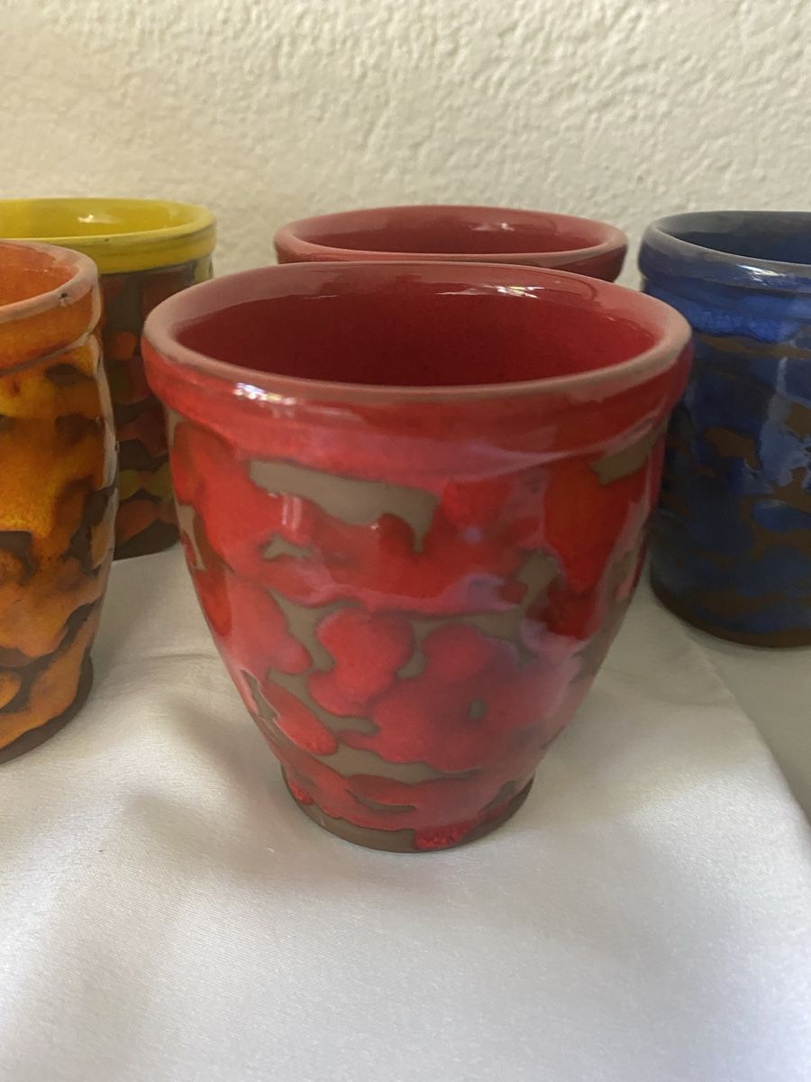 Tazze: Steingut wunderschöne Hand Made Trinkgläser 8stk. – Nuovo e nell'imballaggio originale da Bern venduto da Ninitto 2