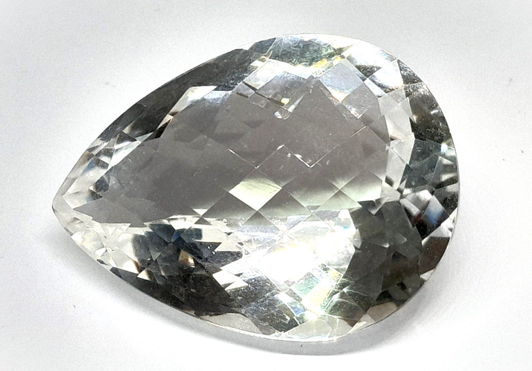 Pietre preziose: 1x Quartz clair 81.83 ct - Valeur 372.- Fr – Nuovo (secondo la descrizione) da Grimisuat venduto da Valgem 1