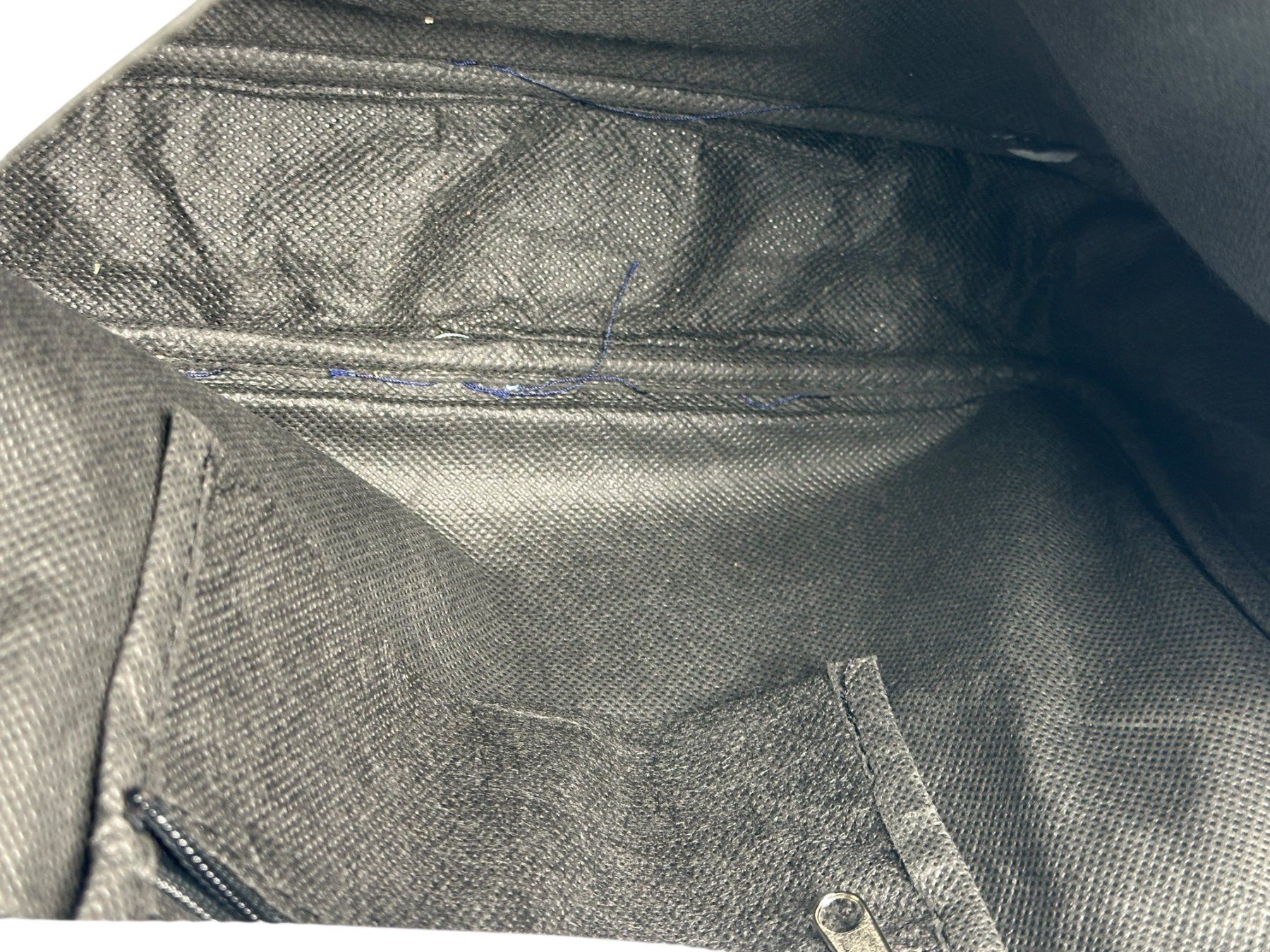Lacoste Borse: Sac à bandoulière LACOSTE bleu clair – Usato da Morges venduto da objetsdepoque 8