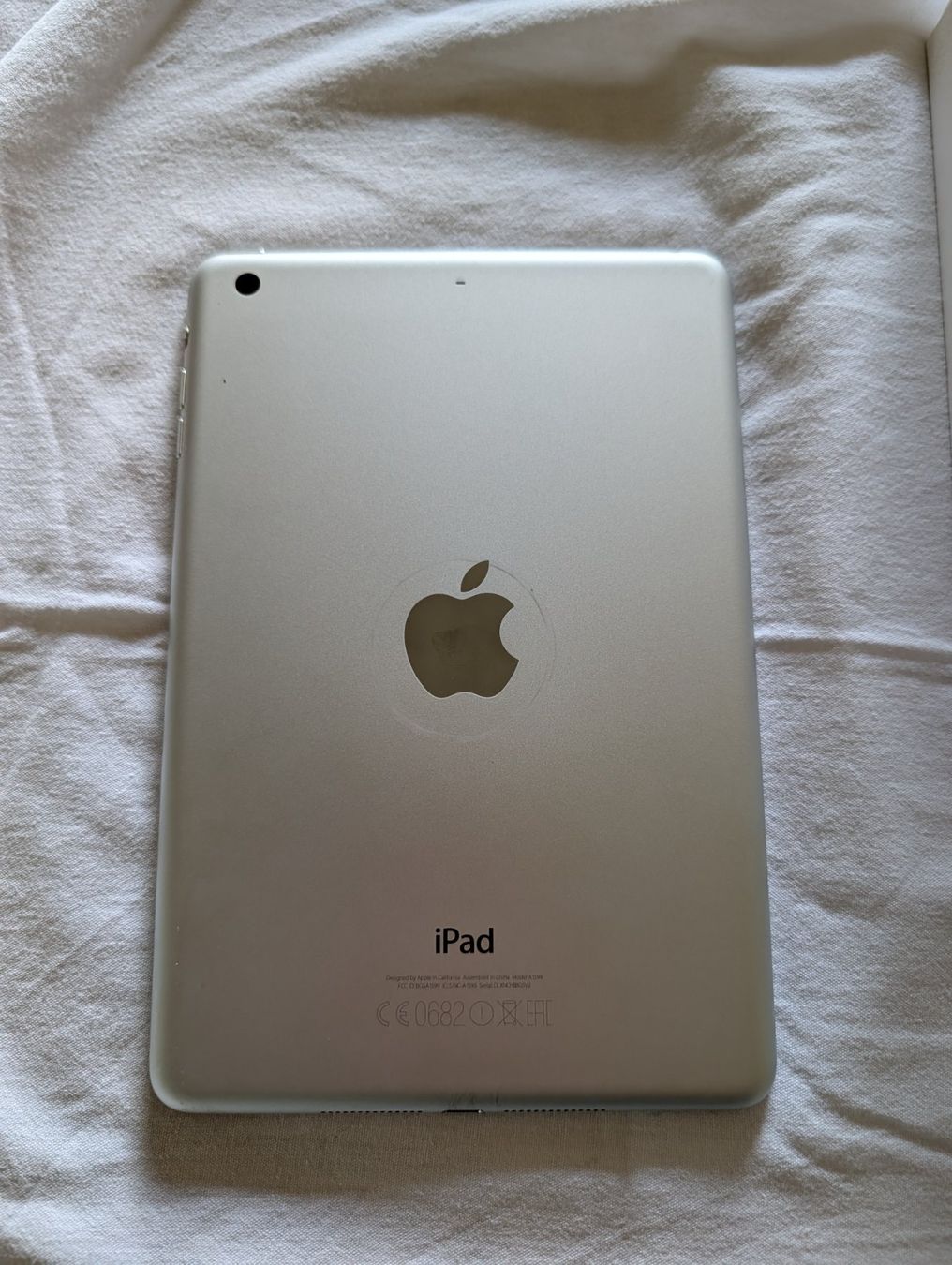 Apple Tablet PC: iPad mini 3 WiFi 16GB Silver – Usato da Ponts-de-Martel venduto da sylvain1811 1