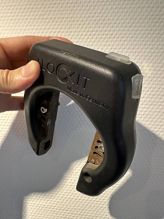 Pezzi di ricambio: I LOCK  IT PLUS elektr. Velo-Rahmenschloss – Usato da Langenthal venduto da BlueEyeDoc 1