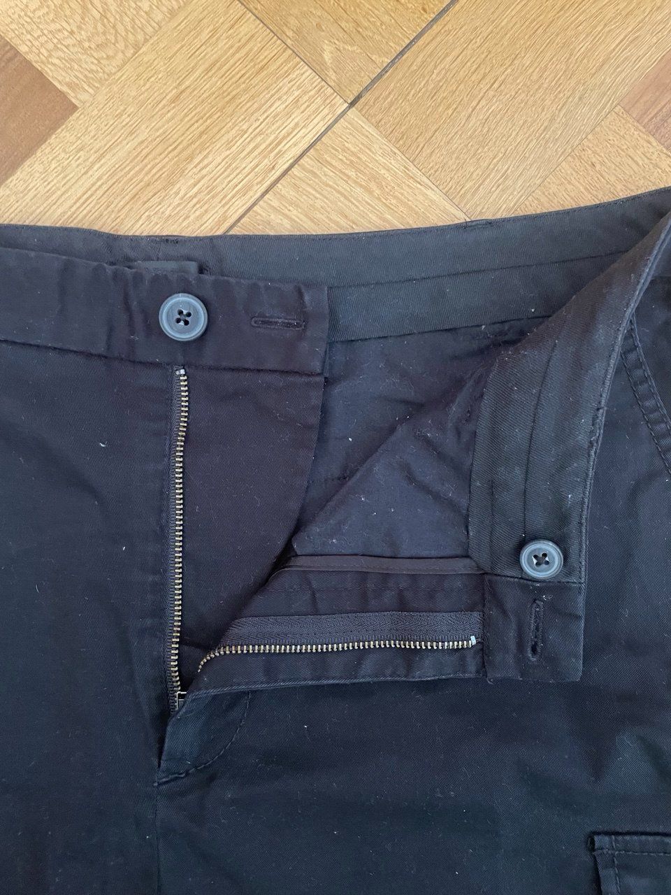 Hosen: Pantalon cargo noir ATM, taille 34 – Gebraucht aus Ecublens VD von cle_d8j8 3