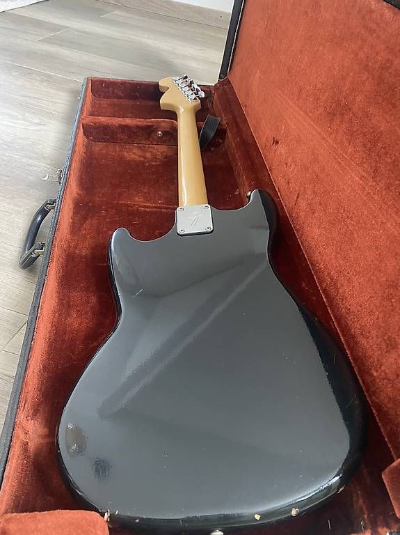 Fender Strumenti musicali: Fender Musicmaster 1978 – Usato da Les Charbonnières venduto da bap_s68x 3