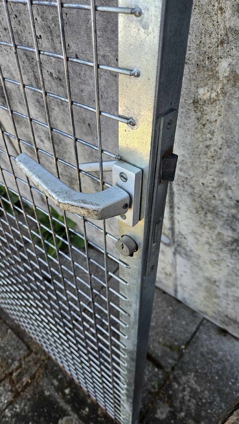 Porte: Metallgittertor verzinkt  – Usato da Egerkingen venduto da FritzWars87 3
