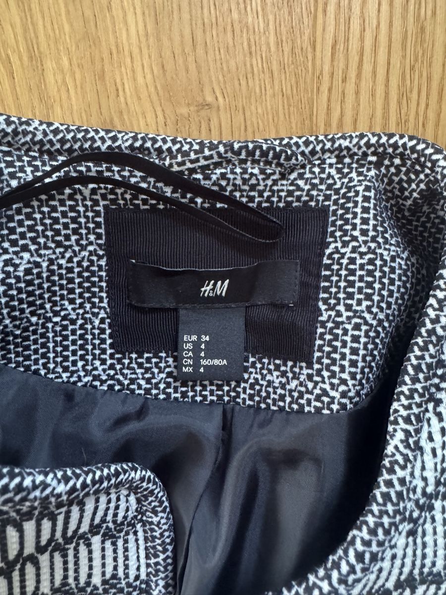 Vestes: H&M Longblazer – D'occasion à Luzern par wet_7bm6 3