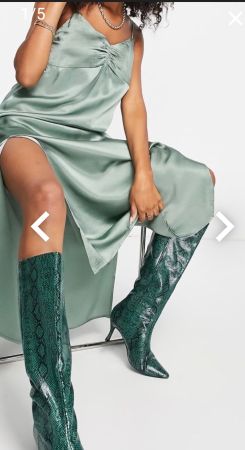 Sommer Träger Kleid Mango neu S grün; Versand 2 Fr.