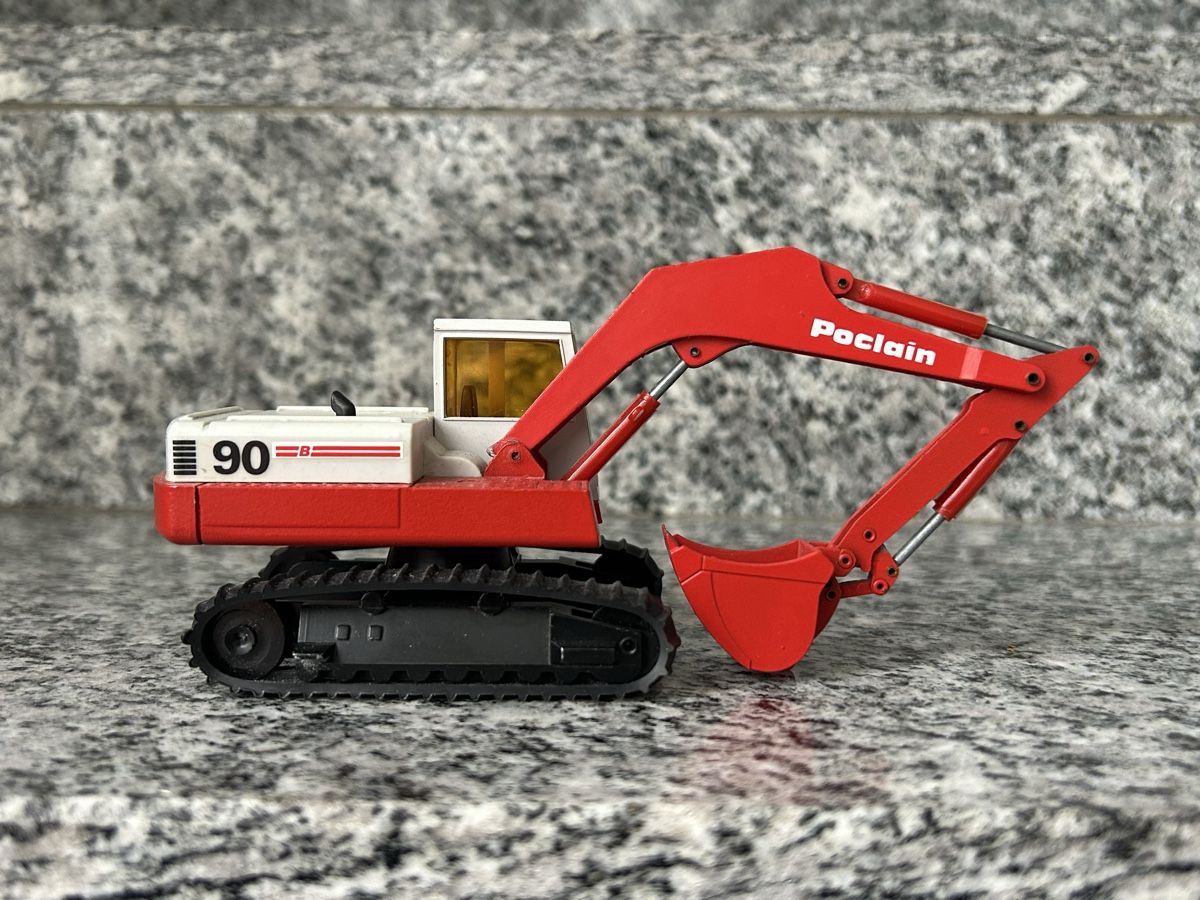 Modellbausätze & Standmodelle: Poclain 90 , 1:50 – Gebraucht aus Horw von Tigercat635 2