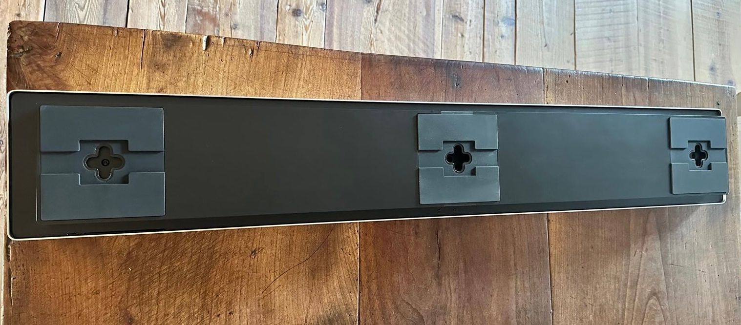Bang & Olufsen Casse acustiche: Beosound Stage Silver/Black – Nuovo (secondo la descrizione) da Ftan venduto da Titelseite 5