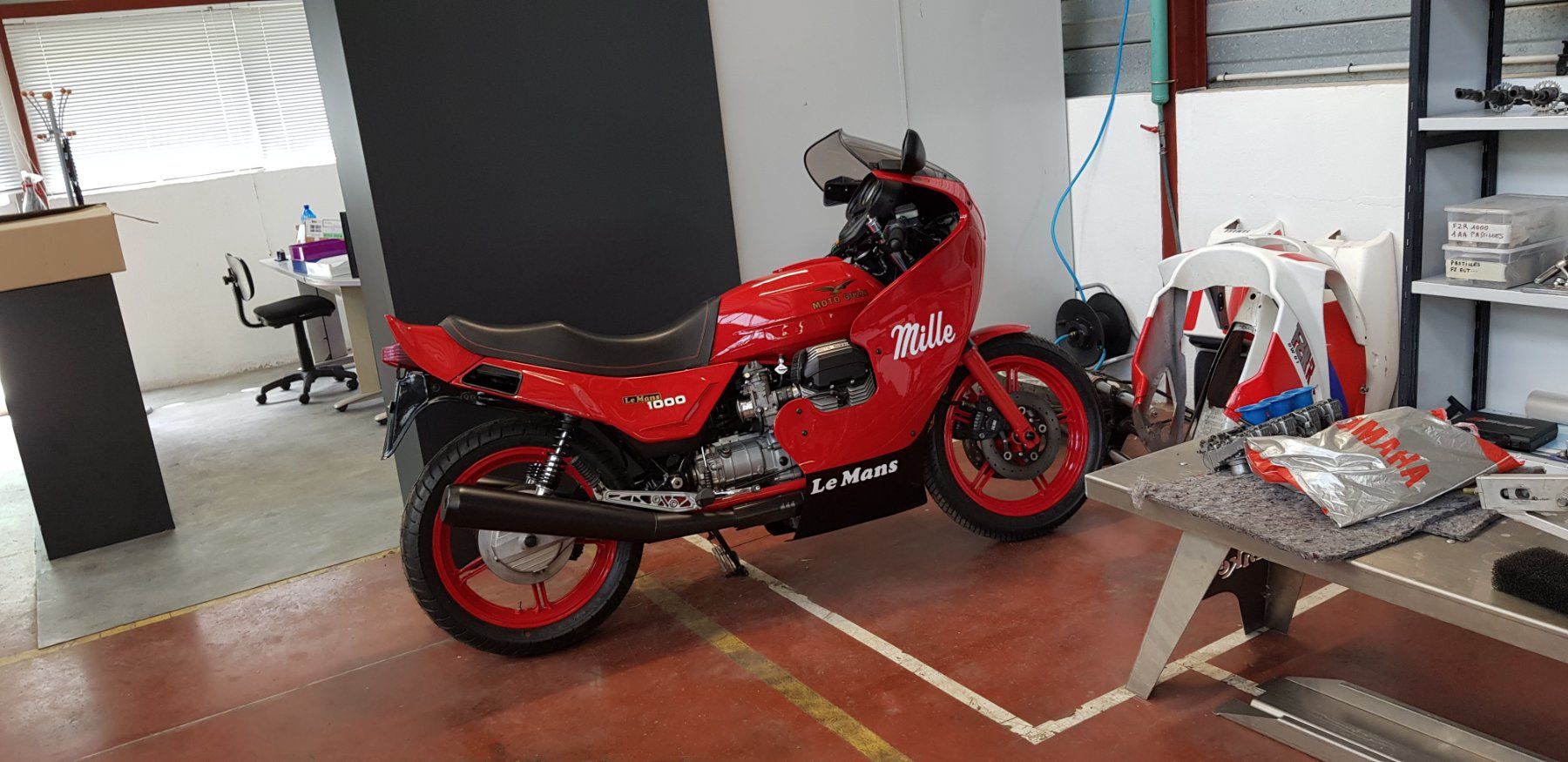 Moto Guzzi Strada: Moto Guzzi Le Mans 4 1000, 1987, restaurée – Usato da Choëx venduto da aru_vs6m 7