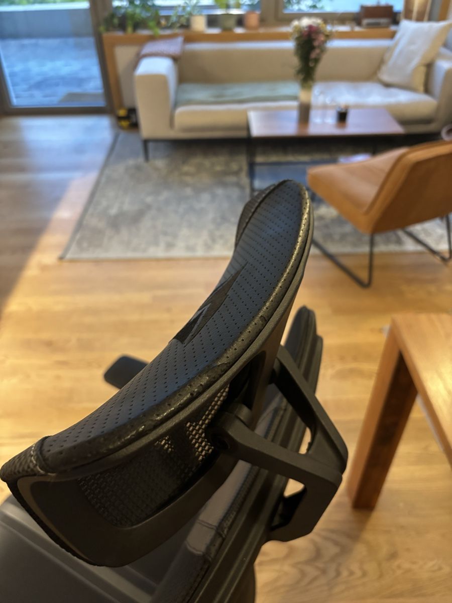 Stühle: Office Chair THUNDERX3 Black Mesh – Gebraucht aus Zürich von thi_q6gn 4