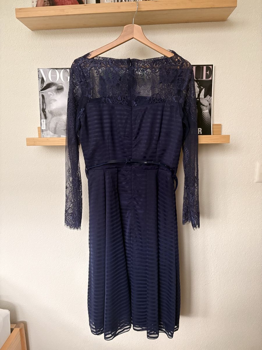 Vestiti: Coktailkleid blau Gr.40 – Usato da Nidau venduto da EsmeGio 1