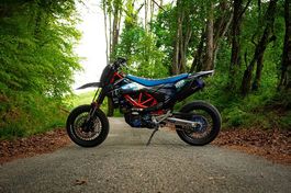 KTM SMCR 690