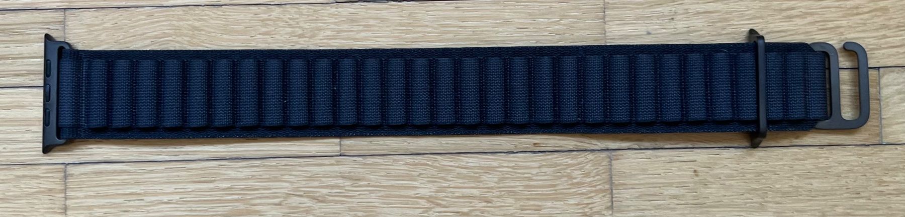 Bracelets: Apple Watch Ultra  49 mm Alpine Loop Schwarz - L – Neuf (Voir description) à Rüti ZH par Mazsola777