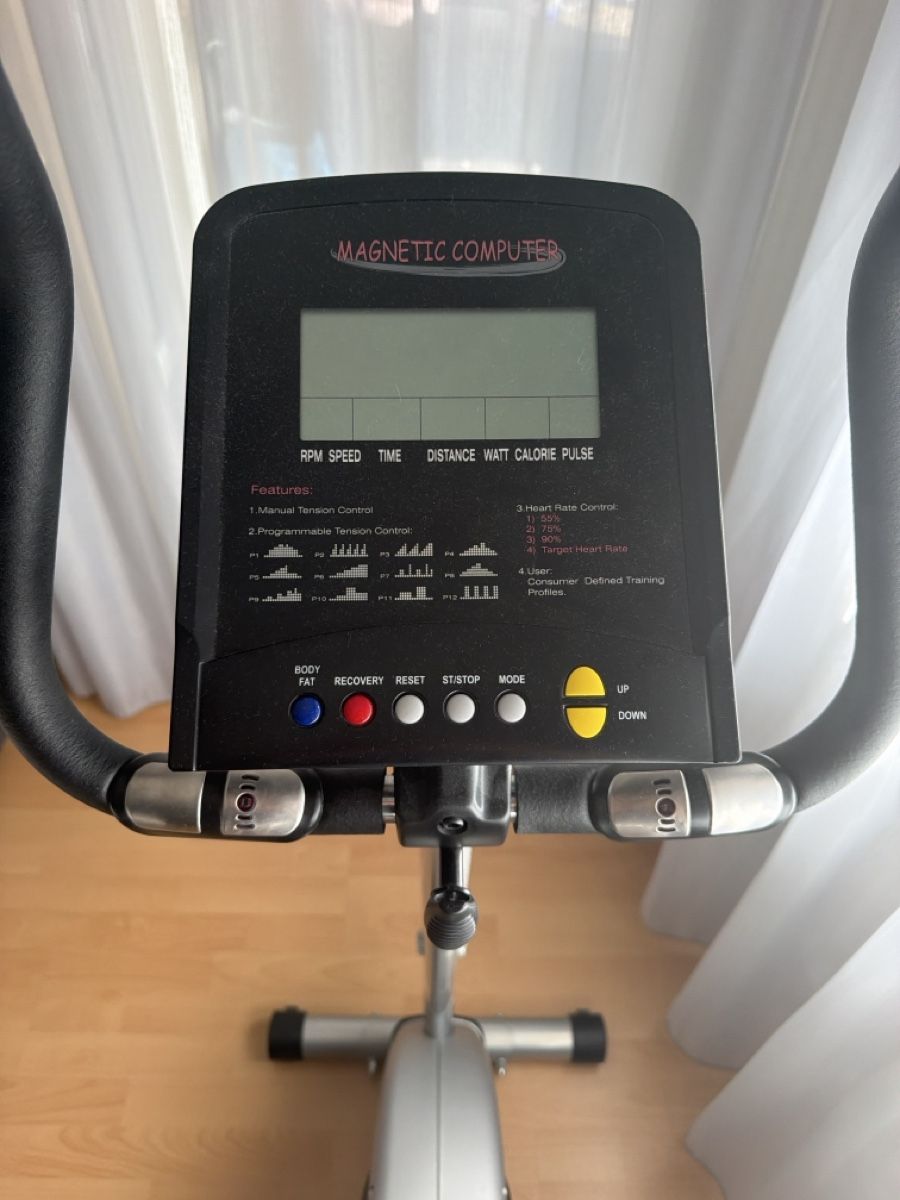 Buffalo Hometrainer: Ergometer Heimtrainer Buffalo silber schwarz gebraucht – Gebraucht aus Emmen von dus_kz6z