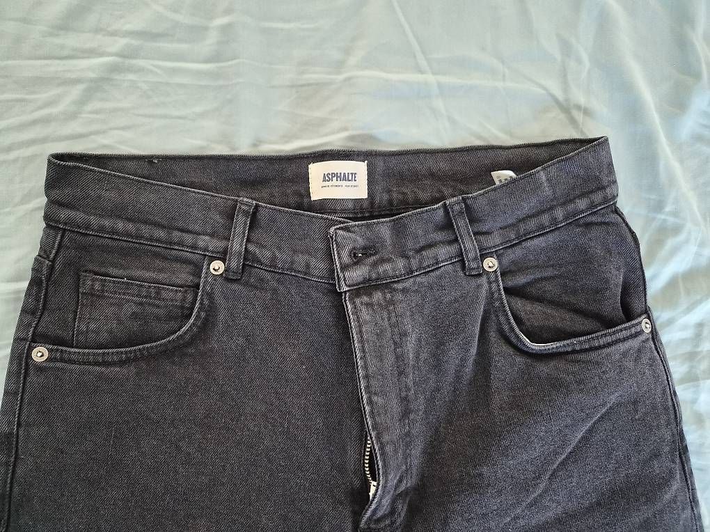 Jeans: Jeans Hose Asphalt Gr. 31 – Usato da Elsau venduto da sar_6pfl 3