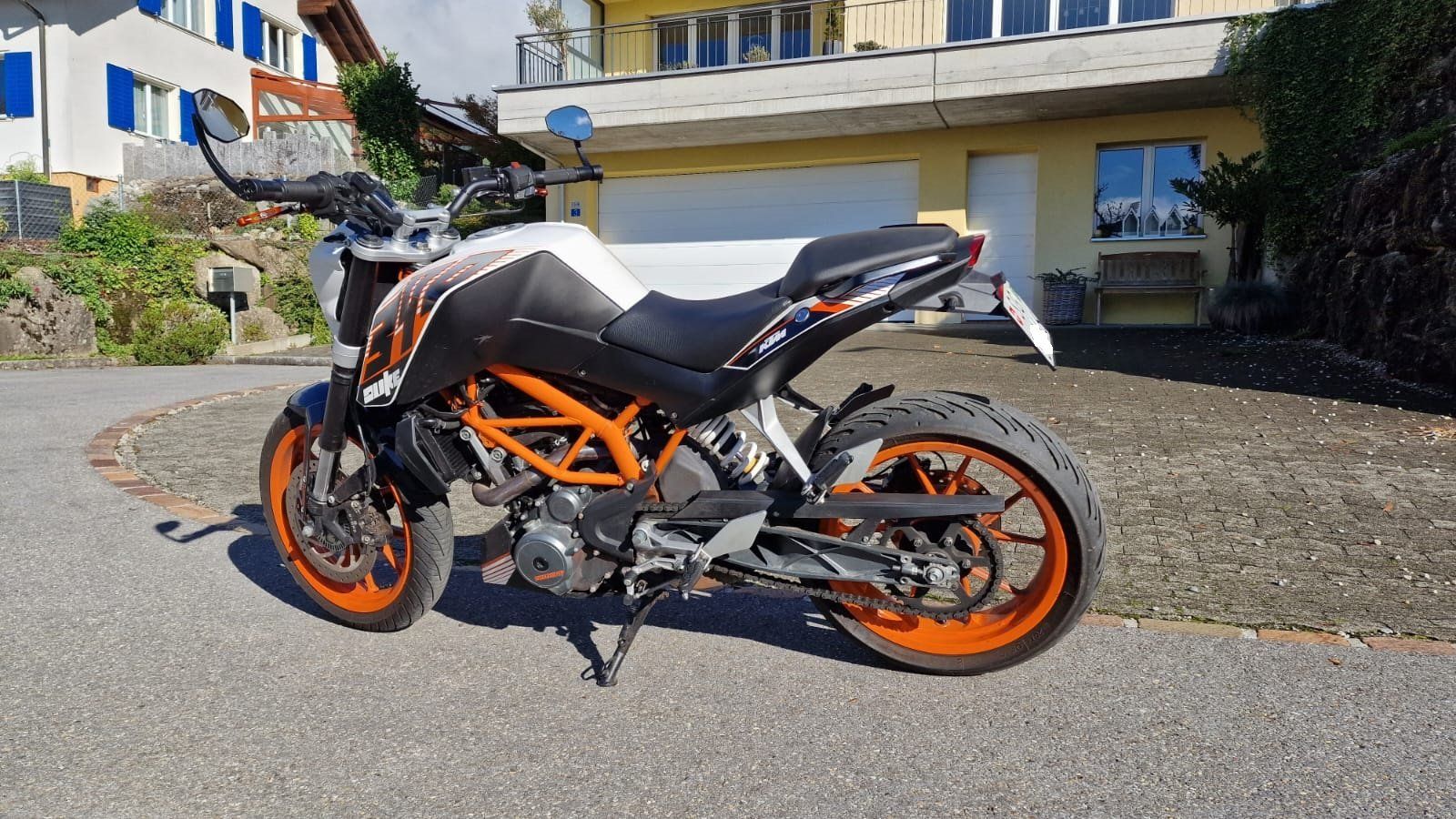 KTM Route: KTM 390 Duke Jg. 2016 – D'occasion à Kaltbrunn par Buewi 2