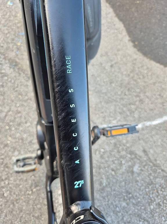 Cube Biciclette: E-Bike Cube Access Race 27.5 – Usato da Dallenwil venduto da Driver23 3