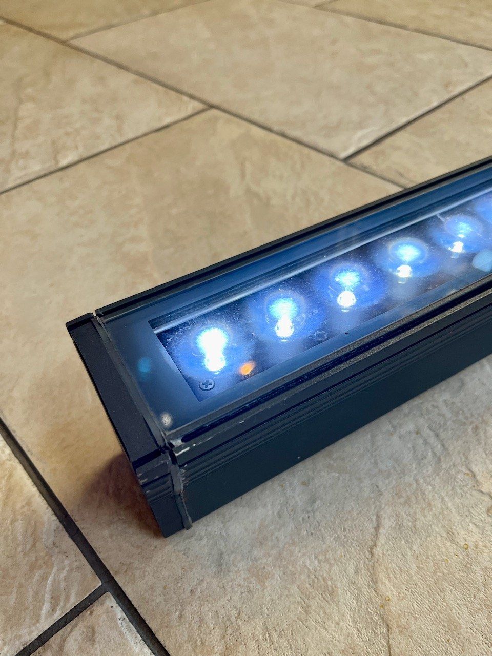 Lampade: LED Leuchtleiste - EUROLITE LED IP T1000 – Usato da Regensdorf venduto da puma_16 3