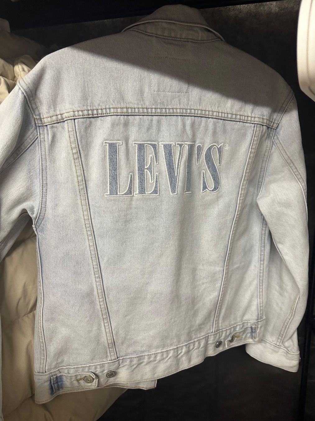 Levi's Jacken: Levis – Neu (gemäss Beschreibung) aus Gossau SG von Carvalloh 2