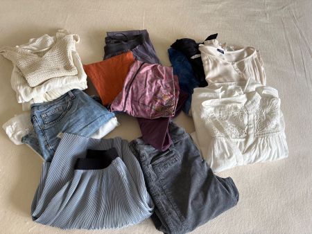 Kleiderpaket Damen Grösse S, 15 Top Stücke!