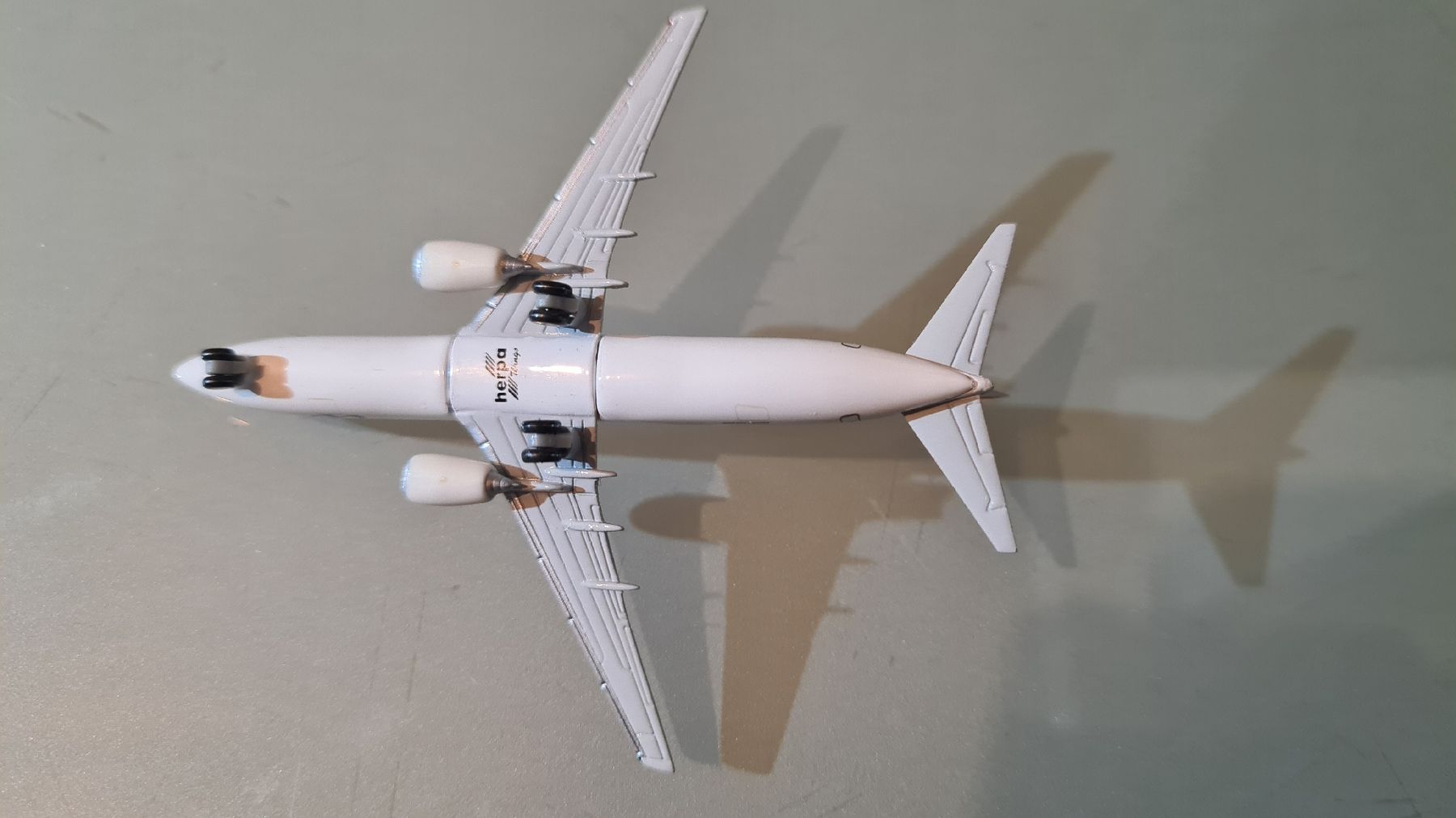 Herpa Kit di modellismo & Modellini statici: Herpa Air Europa 1:500 – Usato da Uetendorf venduto da myhome12 4