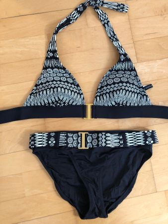 Bikini Gr. B36 / 38 neuwertig, Sommer-Look, figurbetont,...