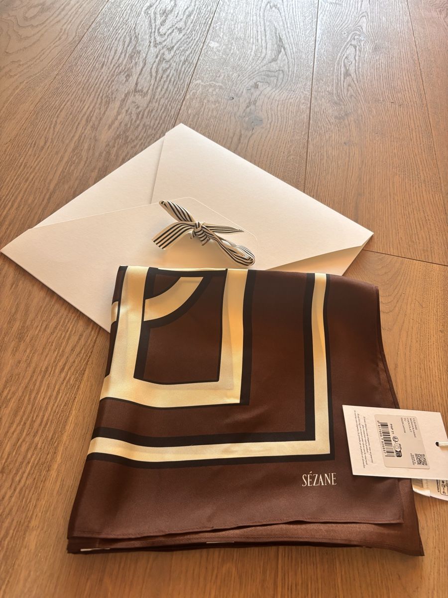 Sezane Foulard & Sciarpe: Sézane Scarf Cleonie – Nuovo e nell'imballaggio originale da Constantine venduto da boukledor 6