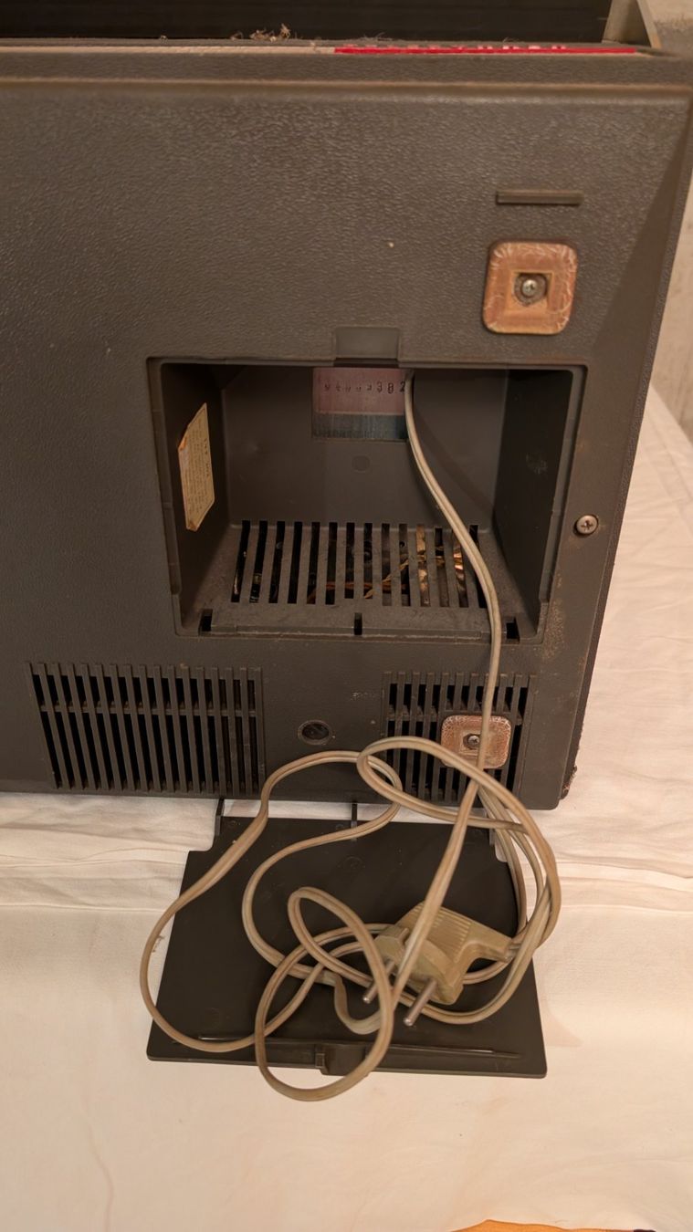 Telefunken Bandmaschinen: Telefunken Magnetophon 203 – Gebraucht aus Kastanienbaum von kr.arch 4