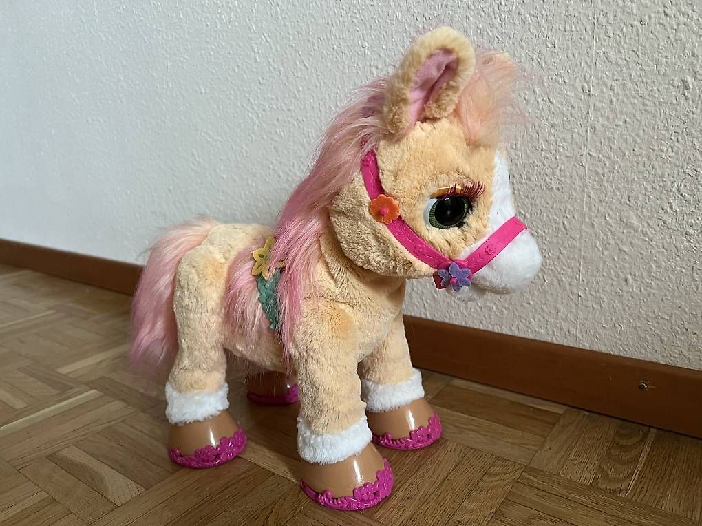 Jouets: Cheval interactif  – D'occasion à Nyon par ana_26z8