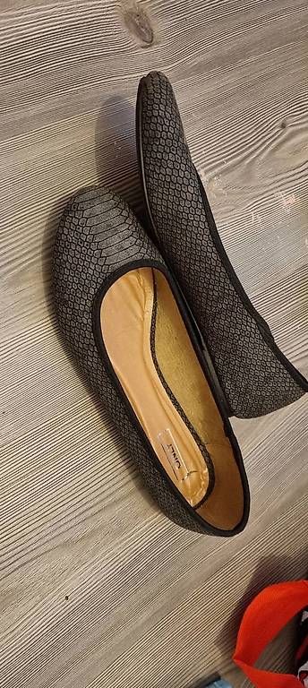 Chaussures femmes: Ballerines taille 41 neuves – D'occasion à Lausanne par yannaroundtheworld 1