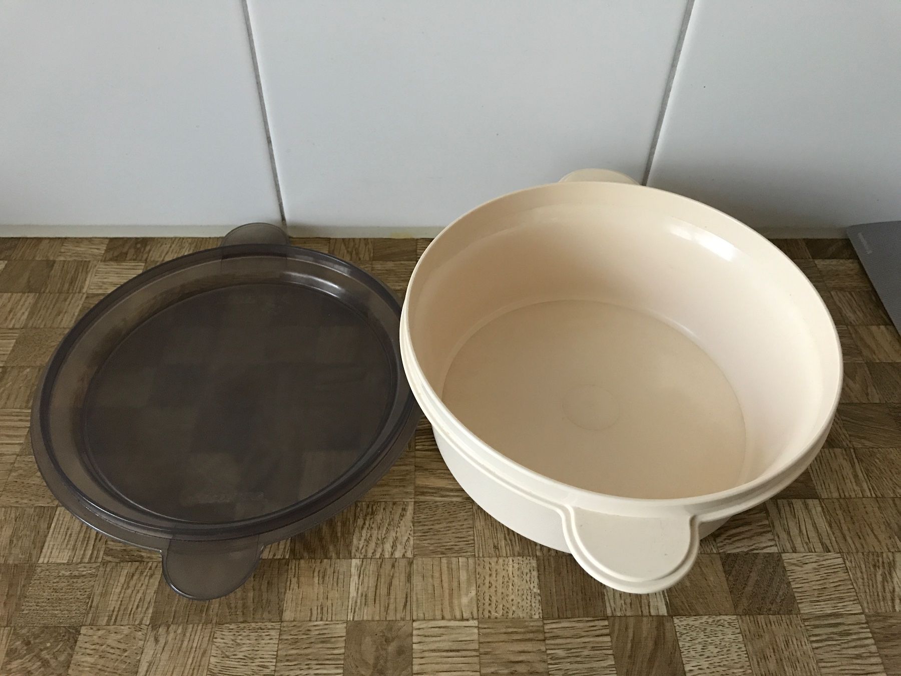 Tupperware Recipients et similaires: Tupperware für die Mikrowelle – D'occasion à Birmensdorf ZH par Hilhan 1