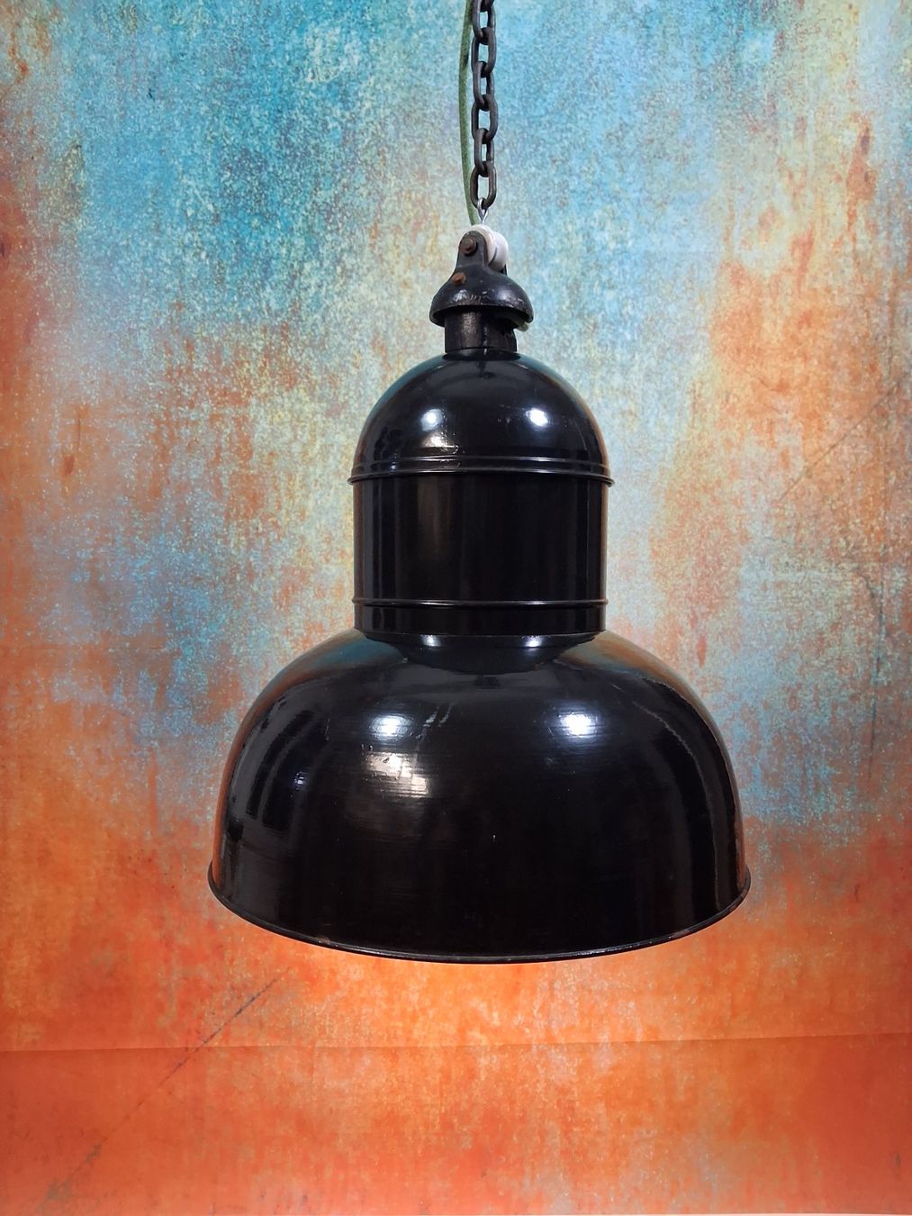 Lampen: Restaurierte grosse Emaille Industrie Lampe – Gebraucht aus Winterthur von lampenretter