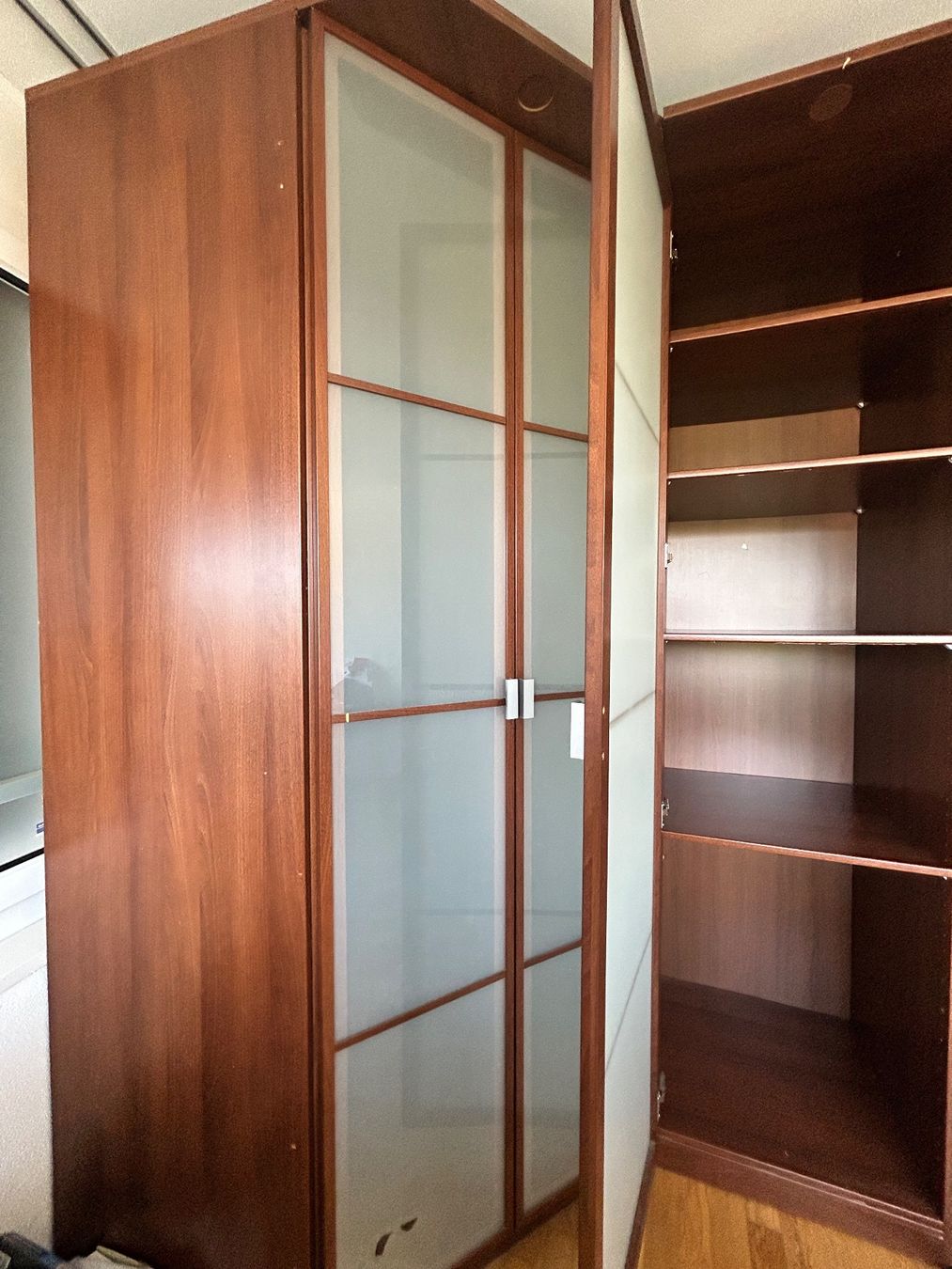 Ikea Schränke: Doppel-Eckkleiderschrank – Gebraucht aus Winterthur von acelaya 1
